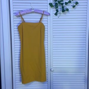 Yellow strapped body on dress